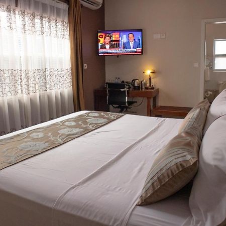 Frederick'S Lodge Kumasi Ngoại thất bức ảnh