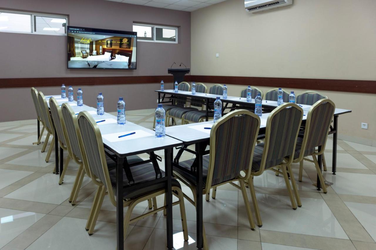Frederick'S Lodge Kumasi Ngoại thất bức ảnh