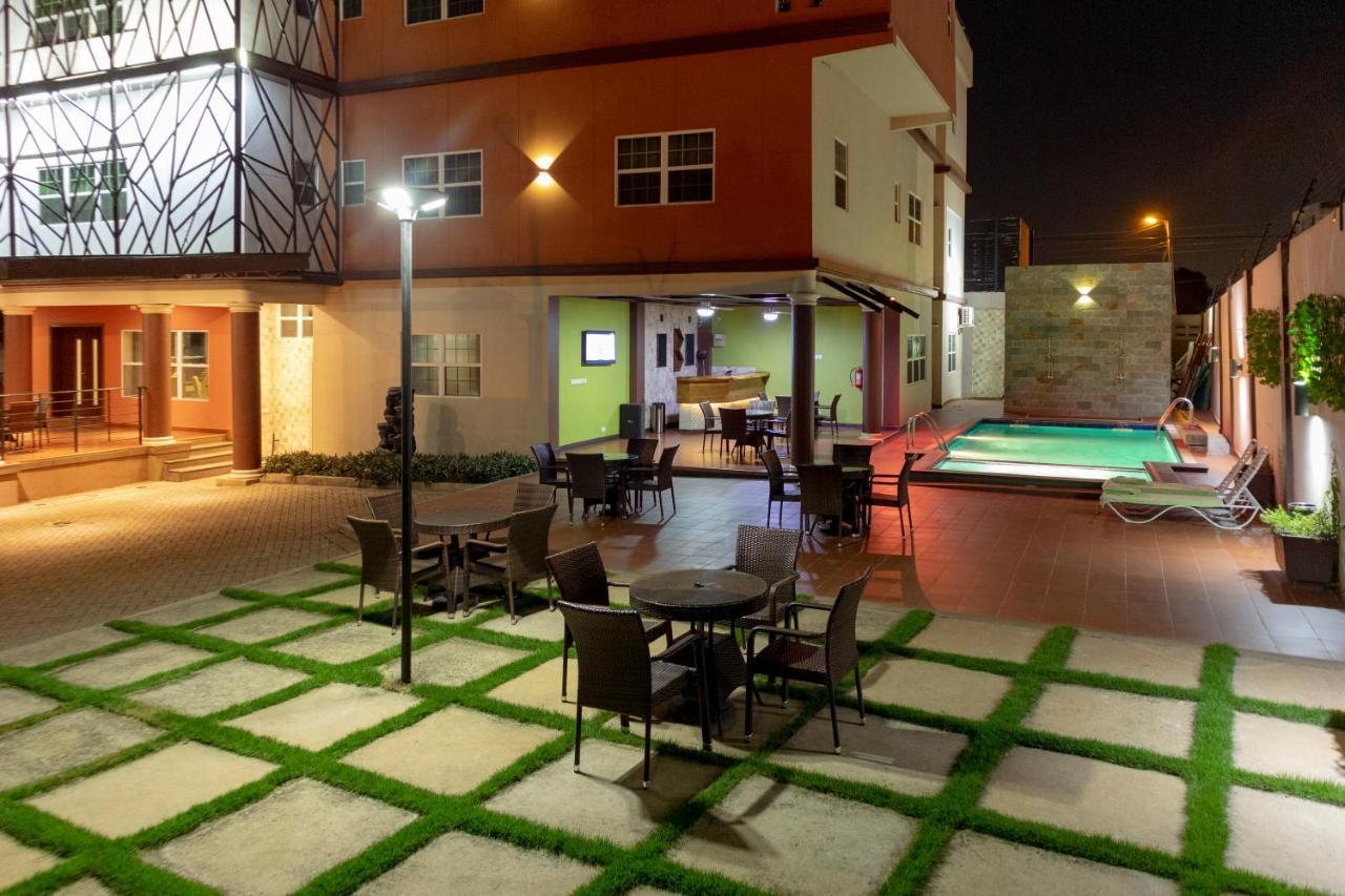 Frederick'S Lodge Kumasi Ngoại thất bức ảnh