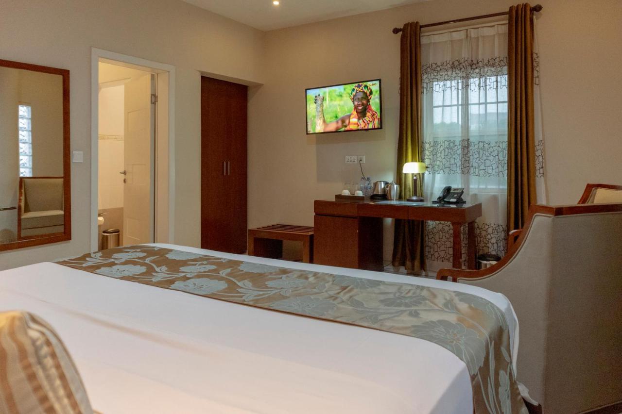 Frederick'S Lodge Kumasi Ngoại thất bức ảnh