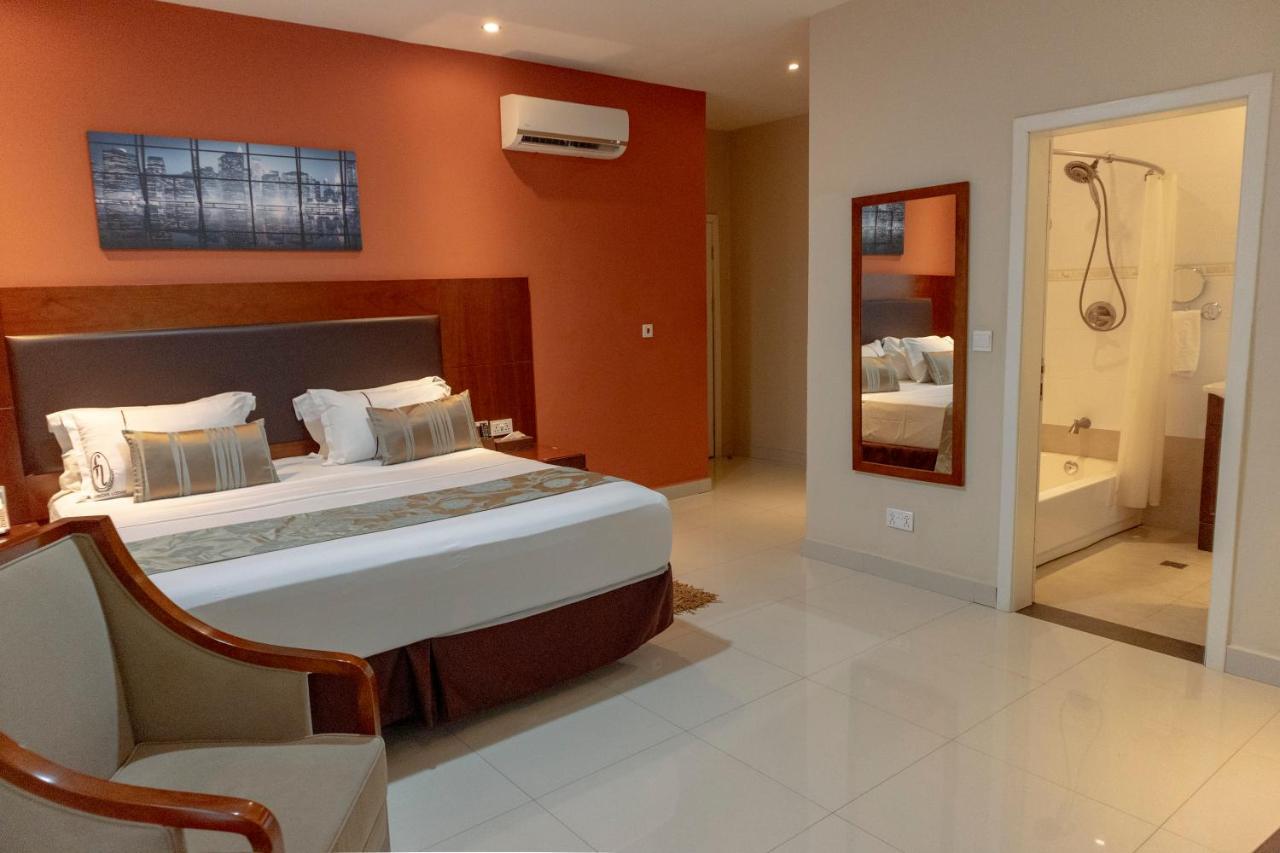 Frederick'S Lodge Kumasi Ngoại thất bức ảnh