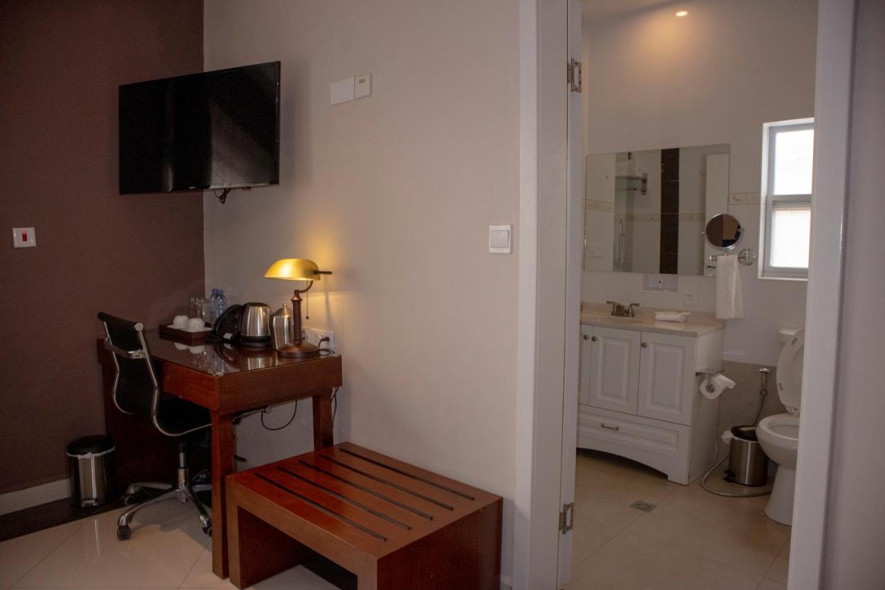 Frederick'S Lodge Kumasi Ngoại thất bức ảnh