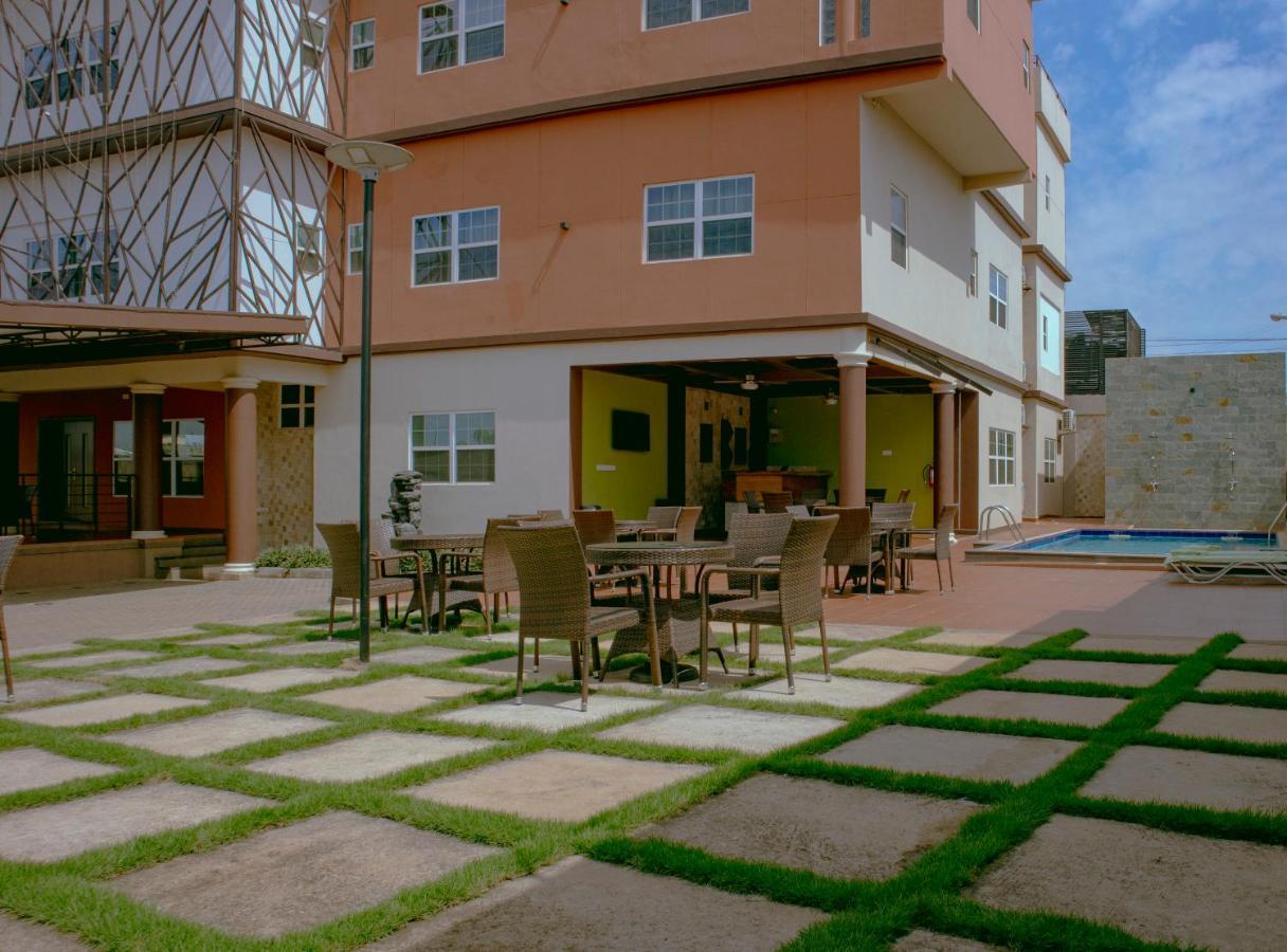 Frederick'S Lodge Kumasi Ngoại thất bức ảnh