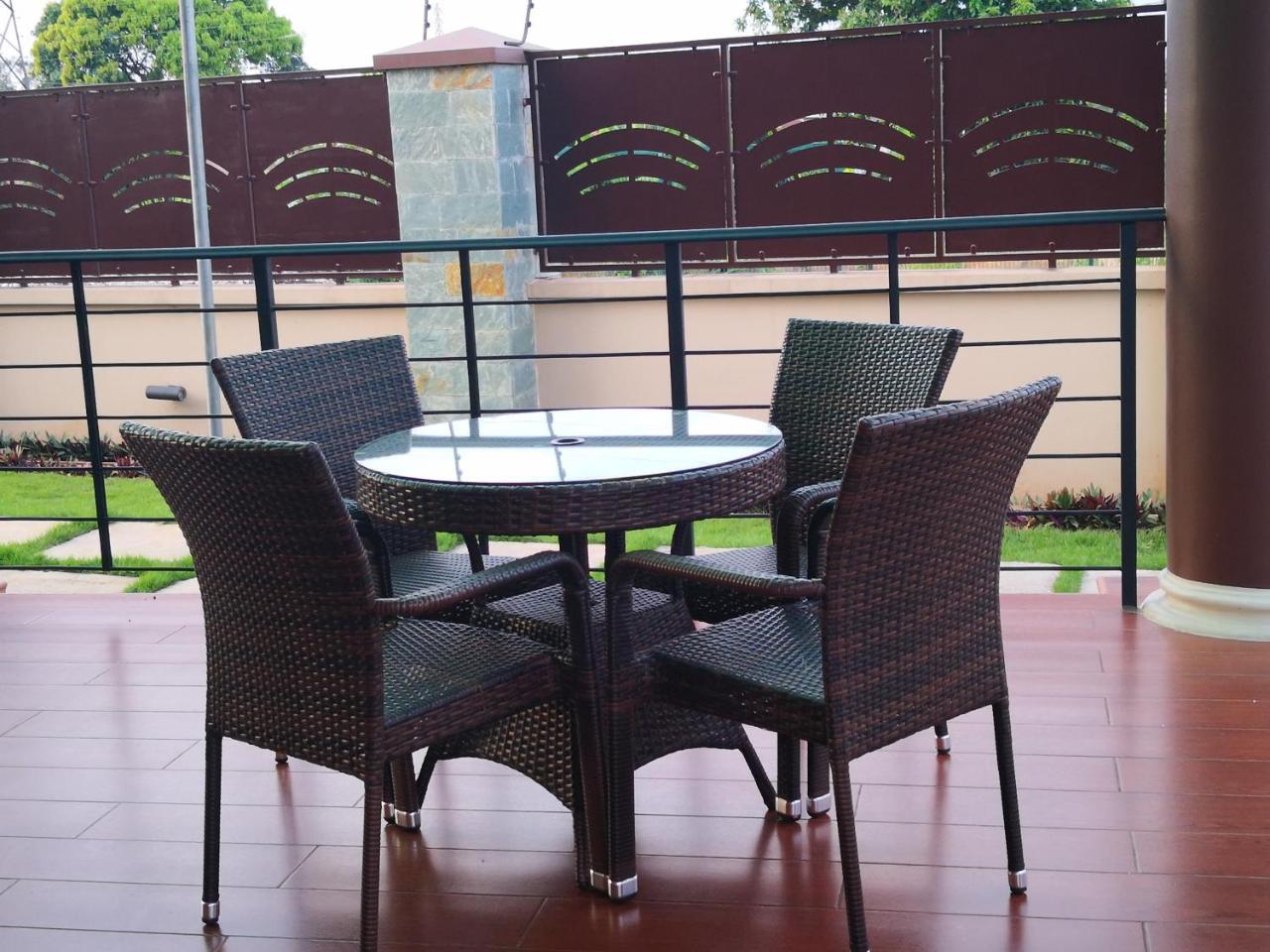 Frederick'S Lodge Kumasi Ngoại thất bức ảnh