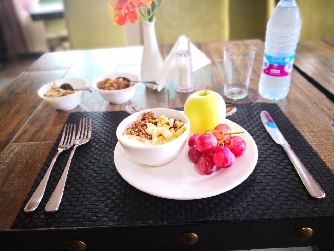Frederick'S Lodge Kumasi Ngoại thất bức ảnh
