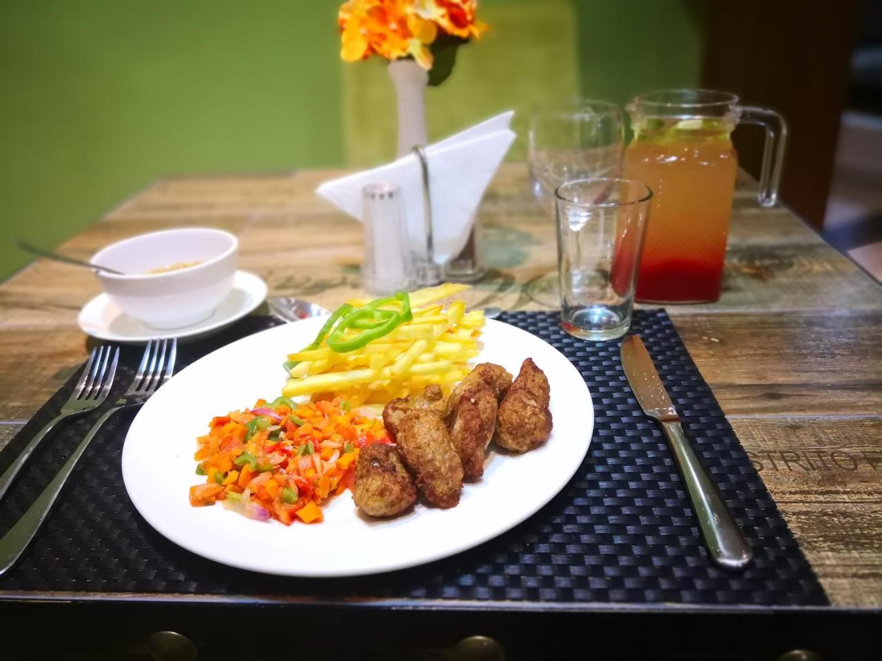 Frederick'S Lodge Kumasi Ngoại thất bức ảnh